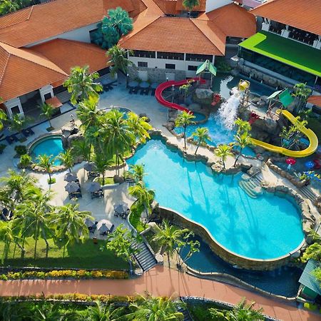 Hotel Doubletree By Hilton Damai Laut Lumut Exteriér fotografie