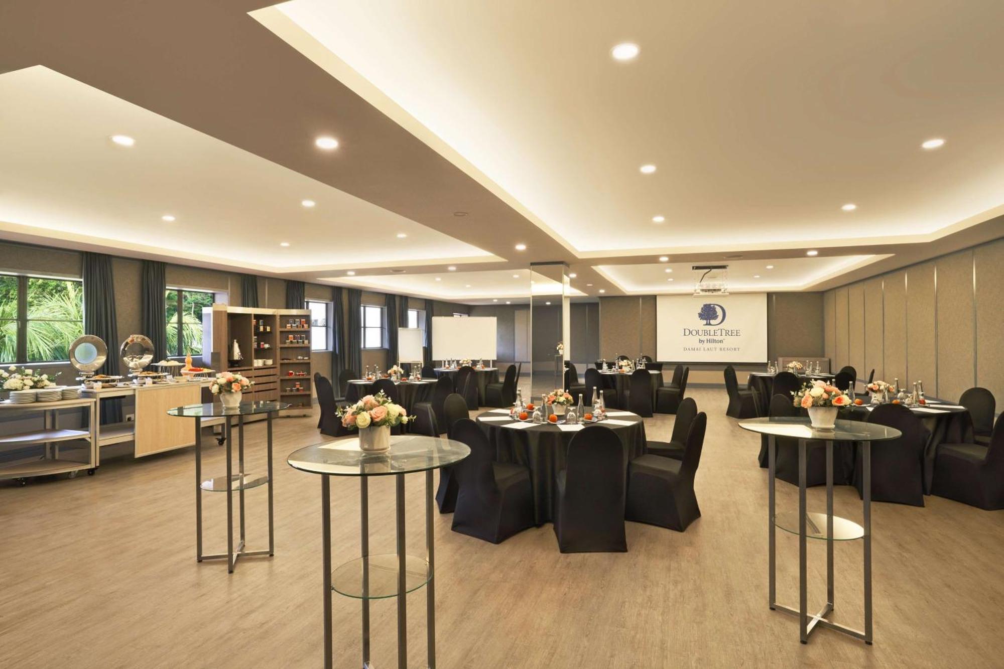 Hotel Doubletree By Hilton Damai Laut Lumut Exteriér fotografie