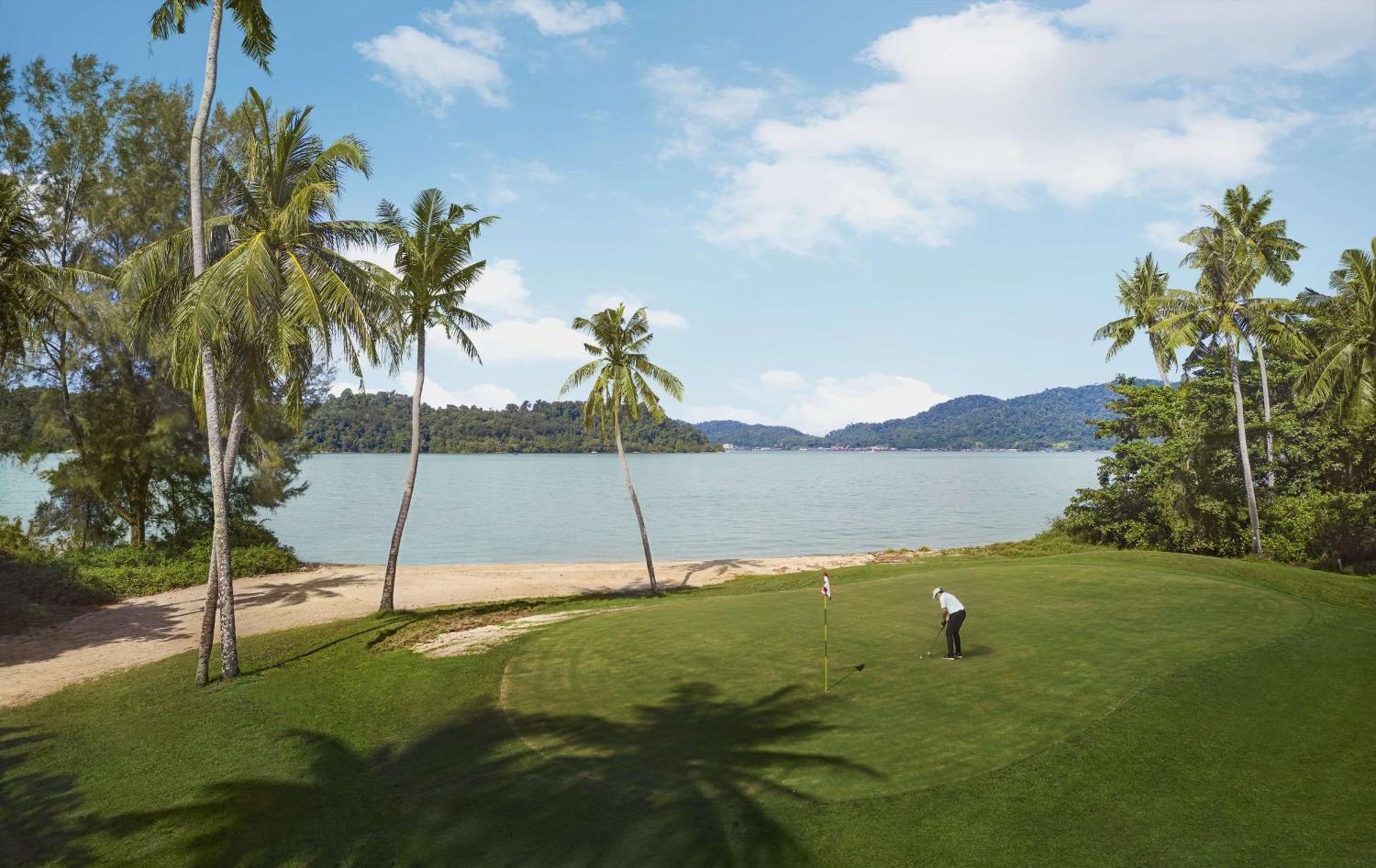 Hotel Doubletree By Hilton Damai Laut Lumut Exteriér fotografie