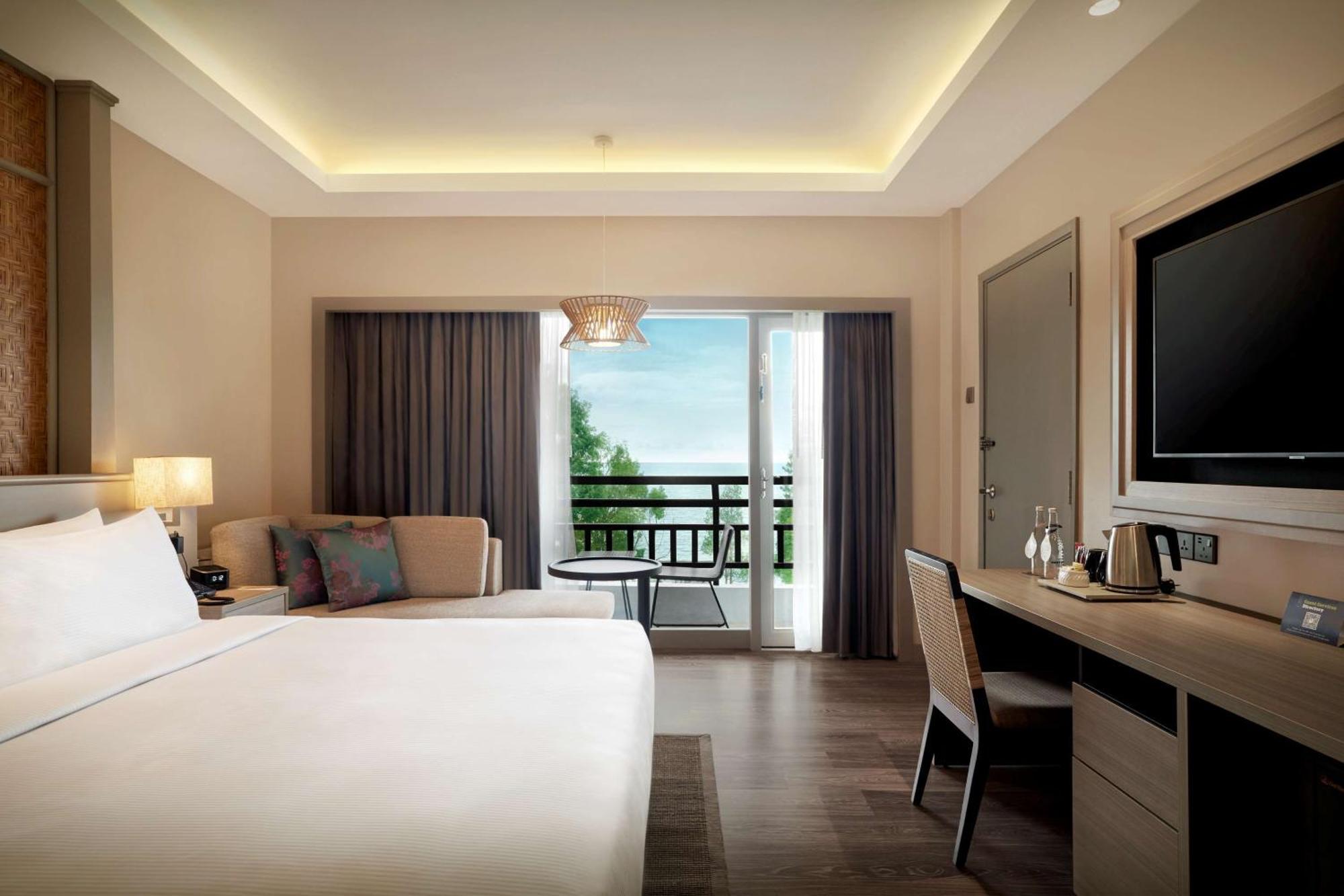 Hotel Doubletree By Hilton Damai Laut Lumut Exteriér fotografie