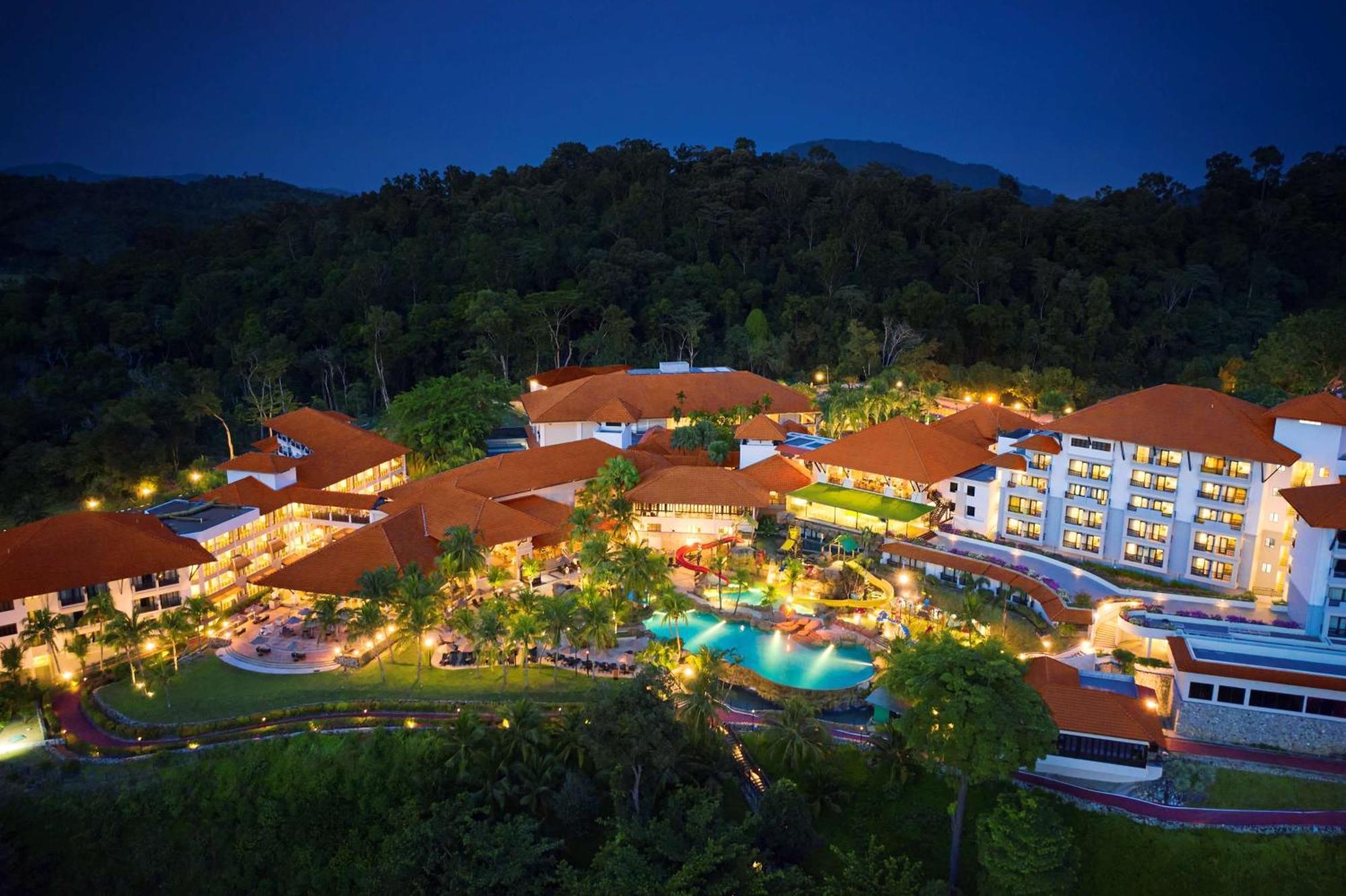 Hotel Doubletree By Hilton Damai Laut Lumut Exteriér fotografie