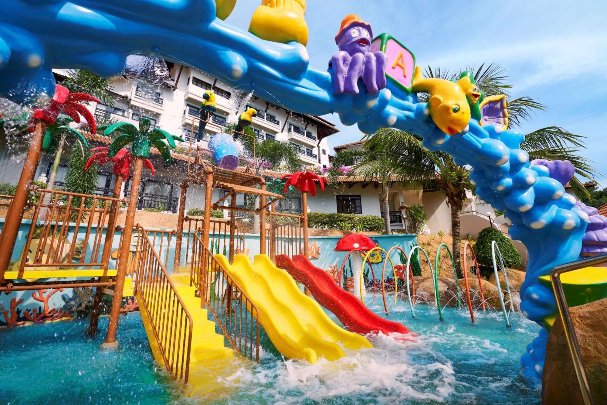 Hotel Doubletree By Hilton Damai Laut Lumut Exteriér fotografie